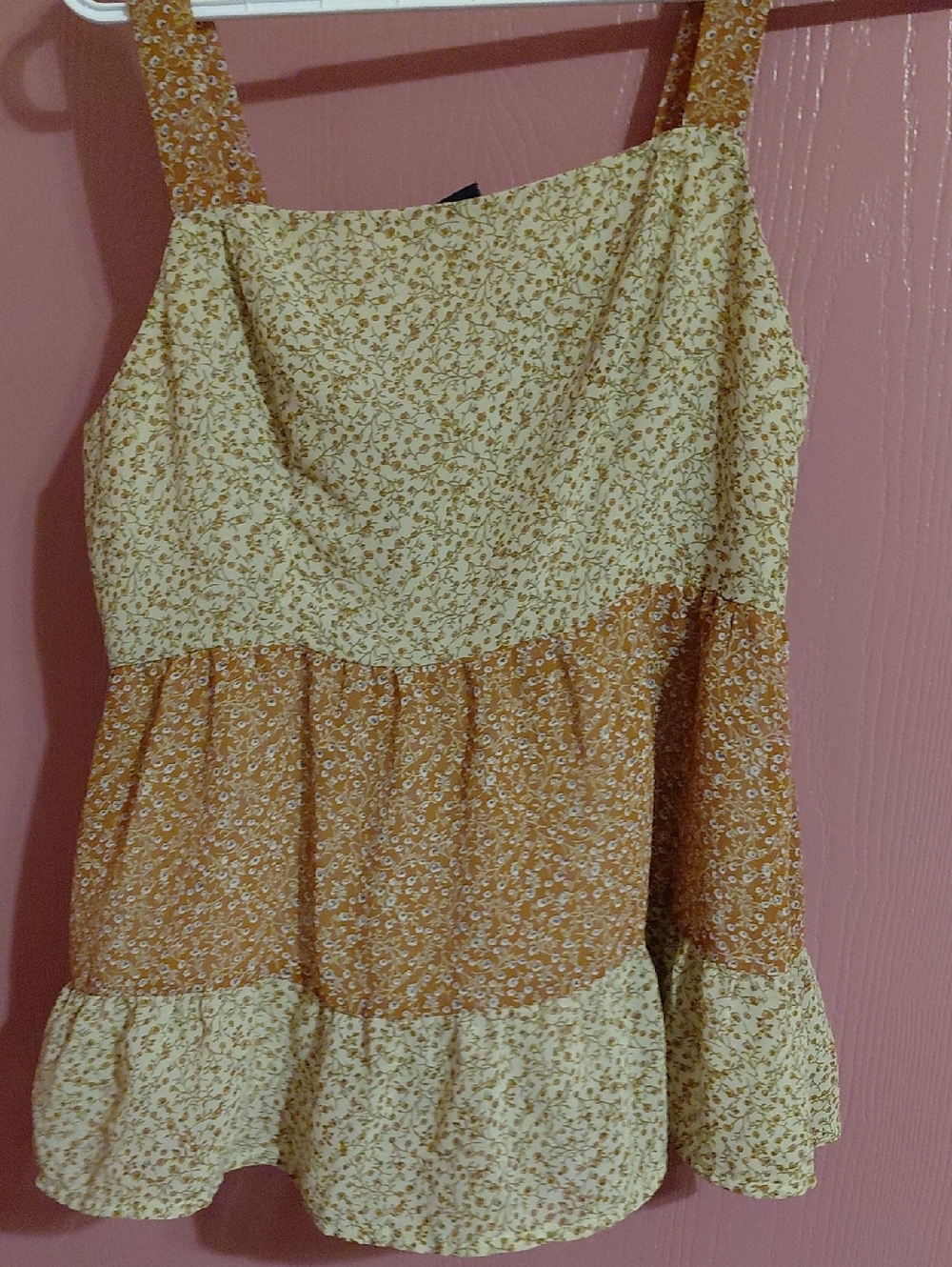 Paper Crane Cream and Rust Floral Top